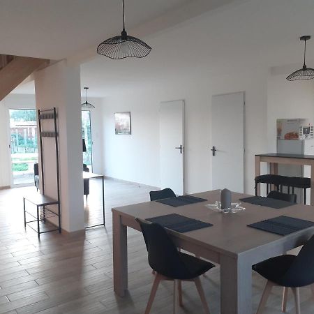 Le Gambetta Villa Flixecourt Exteriör bild